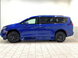 Used 2021 Chrysler Pacifica Touring-L w/ S Appearance Package image 6