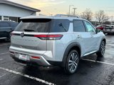 New 2025 Nissan Pathfinder Platinum image 4