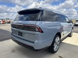 New 2025 Lincoln Navigator L Reserve image 2