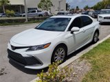 Used 2023 Toyota Camry LE image 3