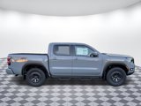 New 2025 Nissan Frontier PRO-4X image 2