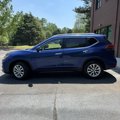 Used 2018 Nissan Rogue SV image 2