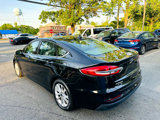Used 2020 Ford Fusion SE image 4