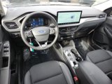 New 2025 Ford Escape SE image 3