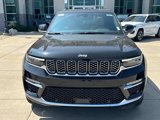 New 2025 Jeep Grand Cherokee Summit image 2