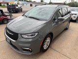 Used 2022 Chrysler Pacifica Touring-L image 6