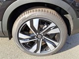 New 2025 Volvo XC40 B5 Ultra w/ Protection Package Premier image 5