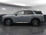 New 2025 Nissan Pathfinder Platinum image 3