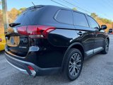 Used 2016 Mitsubishi Outlander SE image 3