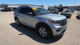 Used 2024 Ford Explorer XLT w/ Equipment Group 202A image 2