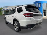 New 2025 Honda Pilot Touring image 3