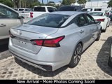 Used 2022 Nissan Altima 2.5 SV image 3
