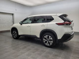 Used 2023 Nissan Rogue SV image 3