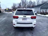 Used 2017 Jeep Grand Cherokee Altitude image 6