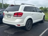 Used 2019 Dodge Journey SE w/ Premium Group image 2