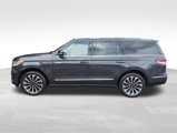 Certified 2023 Lincoln Navigator Reserve image 4
