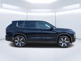 New 2025 Mitsubishi Outlander SE image 2