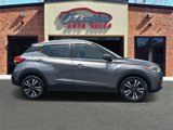 Used 2020 Nissan Kicks SV image 2