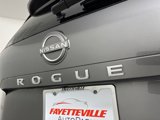 Used 2022 Nissan Rogue Platinum image 3