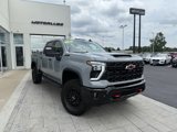 Used 2025 Chevrolet Silverado 2500 ZR2 w/ Technology Package image 5