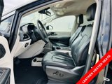 Certified 2022 Chrysler Pacifica Touring-L image 3