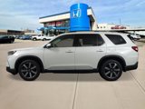 New 2025 Honda Pilot Touring image 2