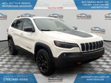 Used 2019 Jeep Cherokee Trailhawk image 3