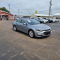 Used 2023 Chevrolet Malibu LT image 4