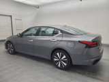 Used 2021 Nissan Altima 2.5 SV image 3