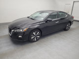 Used 2021 Nissan Altima 2.5 SV image 2