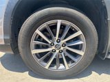 Used 2018 Toyota Highlander FWD V6 image 3