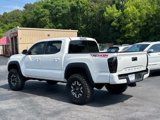 Used 2022 Toyota Tacoma TRD Off-Road image 3