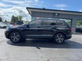 Used 2018 Volkswagen Tiguan SEL image 2