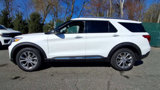 Certified 2022 Ford Explorer Limited w/ Equipment Group 301A image 5