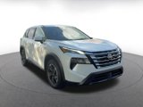Used 2024 Nissan Rogue SV image 3