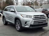 Used 2019 Toyota Highlander XLE image 3