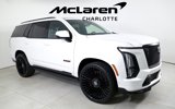 Used 2025 Cadillac Escalade V image 2