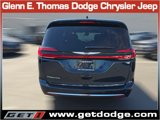 New 2025 Chrysler Pacifica Select image 5