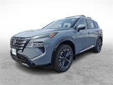 New 2025 Nissan Rogue Platinum w/ Platinum Premium Package image 2