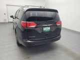 Used 2020 Chrysler Voyager Lxi image 6