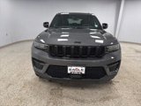 Used 2024 Jeep Grand Cherokee Altitude image 3