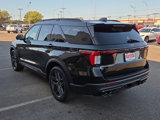 Used 2025 Ford Explorer ST image 3
