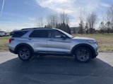 Certified 2022 Ford Explorer XLT image 4