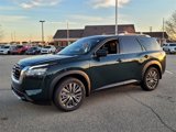 New 2025 Nissan Pathfinder SL w/ SL Premium Package image 3