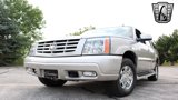 Used 2005 Cadillac Escalade AWD image 3
