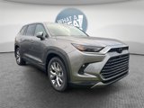 New 2025 Toyota Grand Highlander FWD image 3