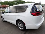 New 2025 Chrysler Pacifica Select image 3