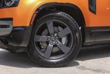 Used 2022 Land Rover Defender 110 X-Dynamic SE image 4