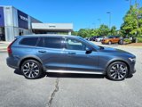 Certified 2024 Volvo V60 B5 Cross Country Ultimate image 2