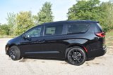 New 2026 Chrysler Pacifica Limited w/ Uconnect Theater Family Group image 5